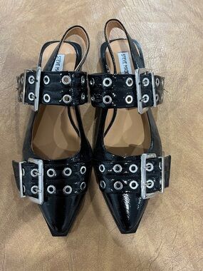 Steve Madden Black Patent Pointed Slingback Flats with Grommet Straps